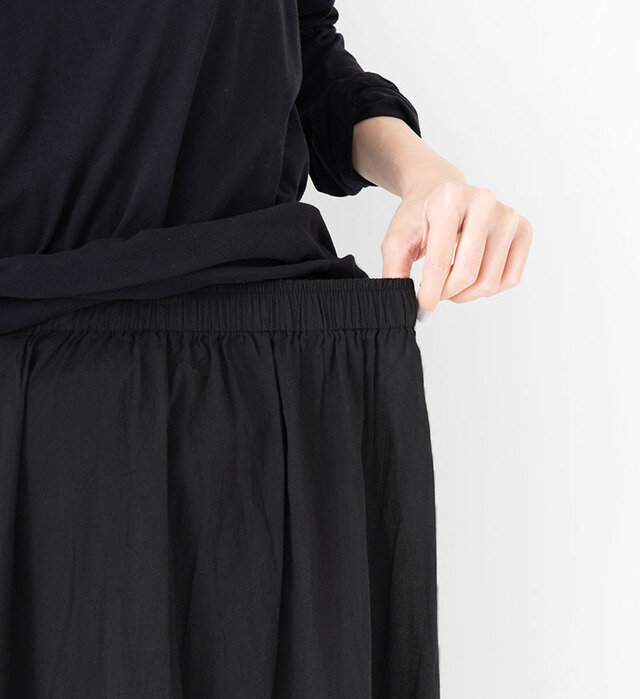 color : BLACK , model : 162cm