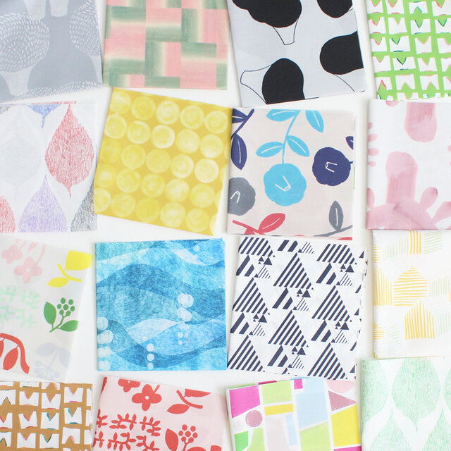 nunocoto fabricでも人気のある、北欧系のデザインばかりを集めました。
大きめのモチーフや小さめのモチーフがいろいろ混ざっています。
人気テキスタイルデザイナーやイラストレーターによる、テキスタイルデザインです。
