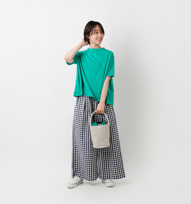 model asuka：160cm / 48kg 
color : emerald green / size : 1