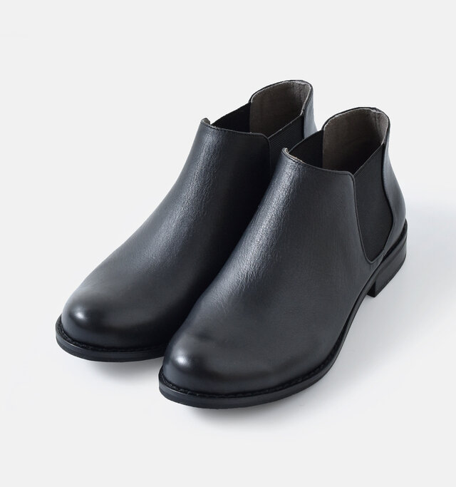 color : black