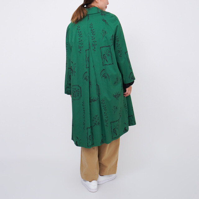 green / model : 168cm
