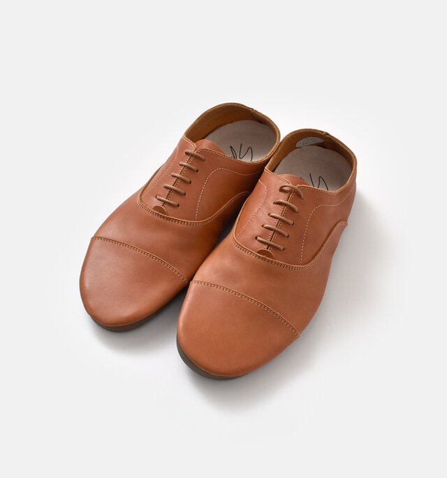 color : camel