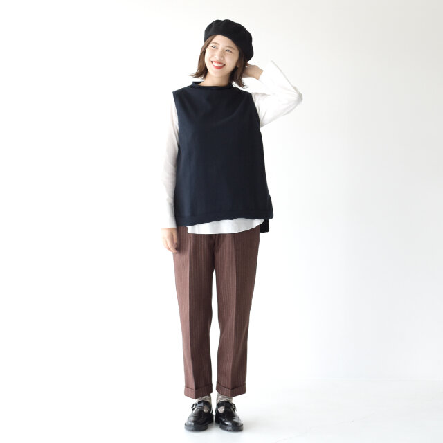 モデル:157cm / 47kg
color : black navy / size : M(フリーサイズ)