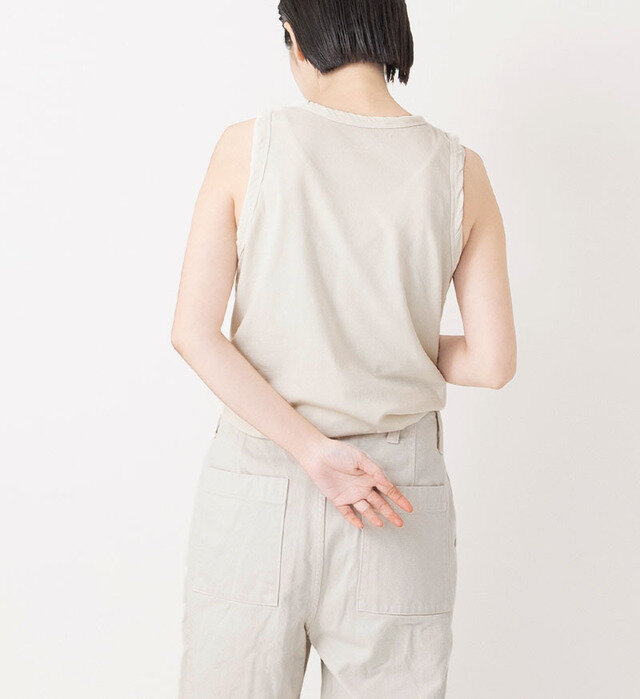 color : IVORY , model : 162cm