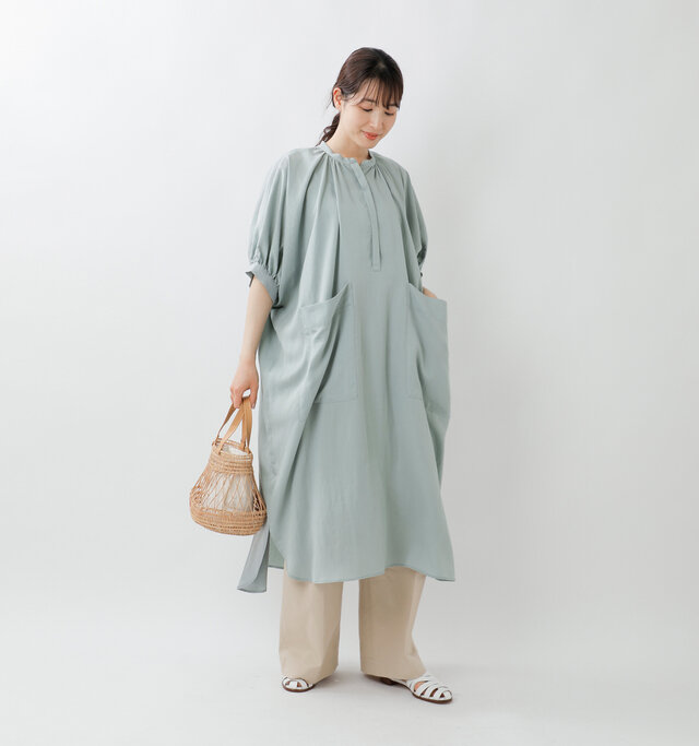 model mizuki：168cm / 50kg 
color : aqua green / size : 38