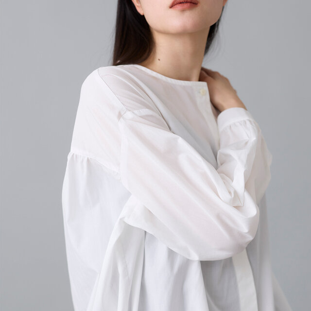 浜松で丁寧に織り上げた、なめらかで上品な風合い。
