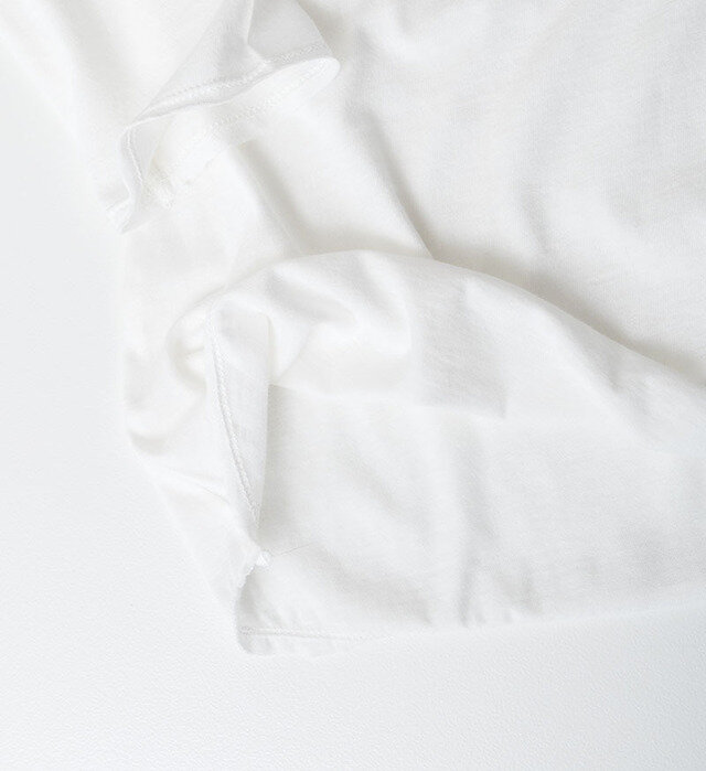 color : WHITE