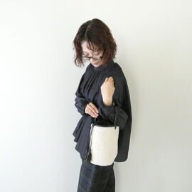shs 装いに季節感をプラス フォルムが可愛いシープボアバッグ(108597)