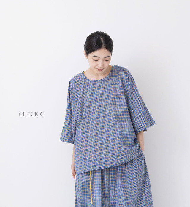 color : CHECK.C , model : 162cm
