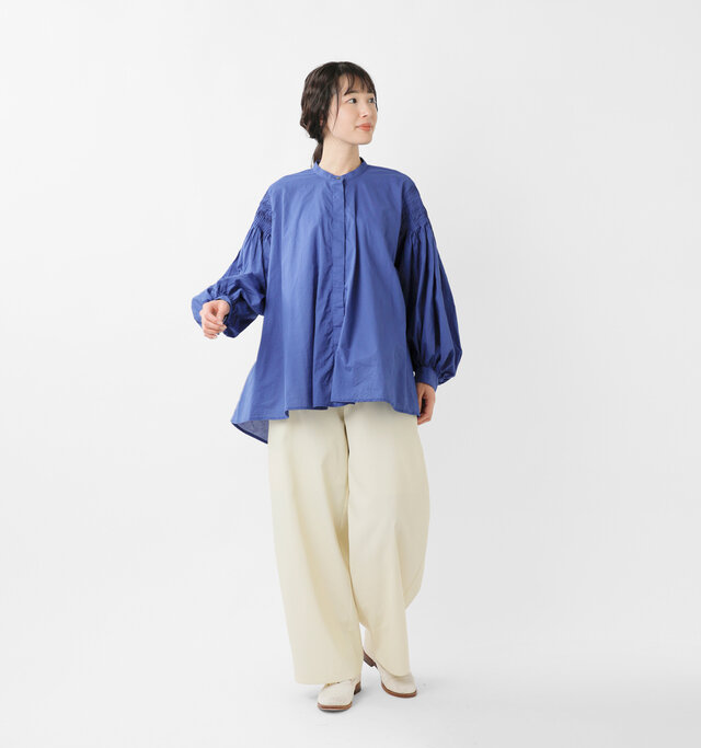 model mizuki：168cm / 50kg 
color : blue / size : F