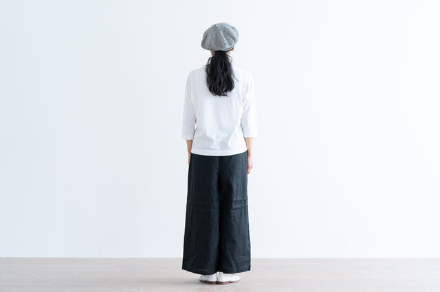 モデル身長:160cm(ブラック着用)