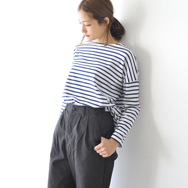 color : white/marine / size : 1(free)