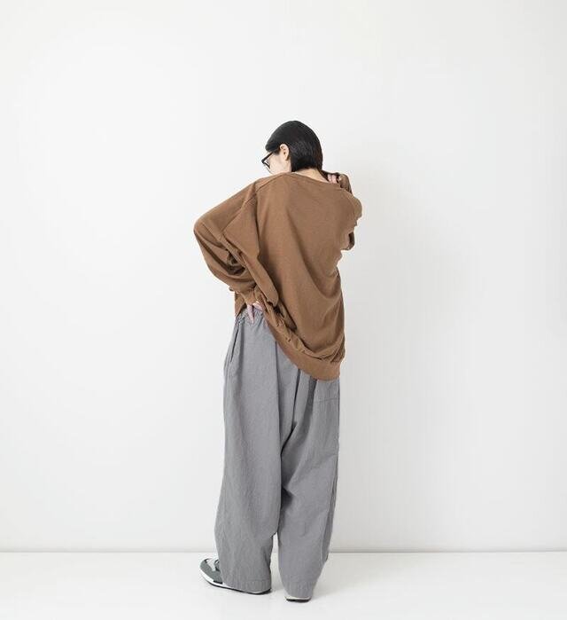 color : GRAY ,model : 162cm