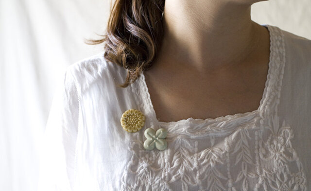 BIRDS' WORDS│FLOWER MINI BROOCH