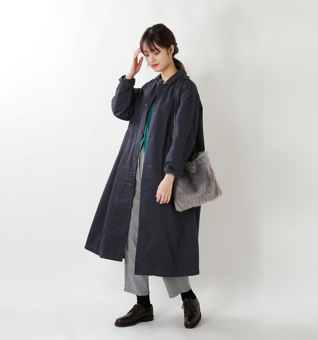 model kanae:167cm / 48kg
color : navy / size : 1