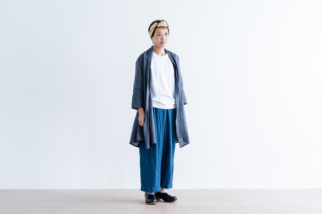 ダークグレー着用(モデル身長:157cm)