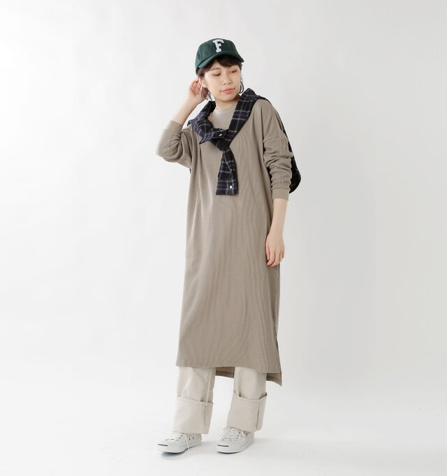 model hikari:165cm / 48kg
color : ponderosa / size : F