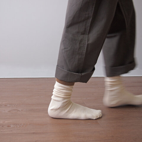 WHITE MAILS｜PAPER PARTITION SOCKS【UNISEX】【ギフト】【母の日ギフト】
