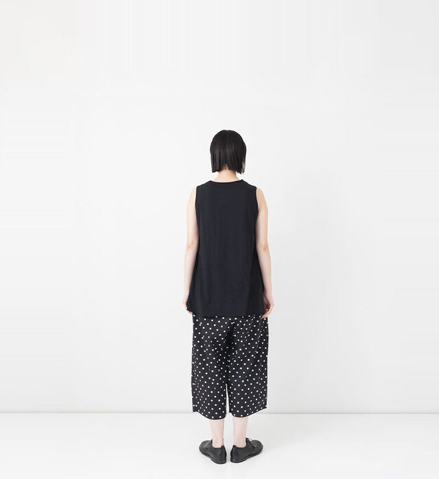 color : BLACK , model : 162cm
