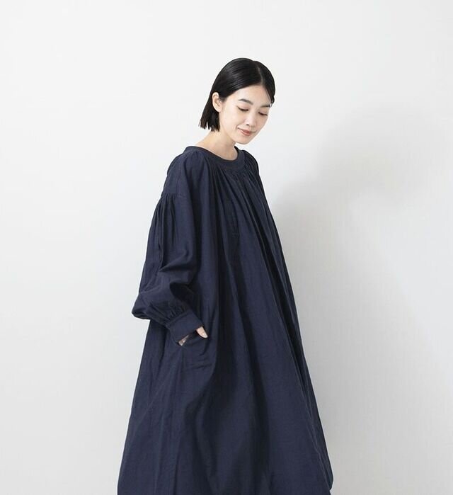 color : INDIGO , model : 162cm