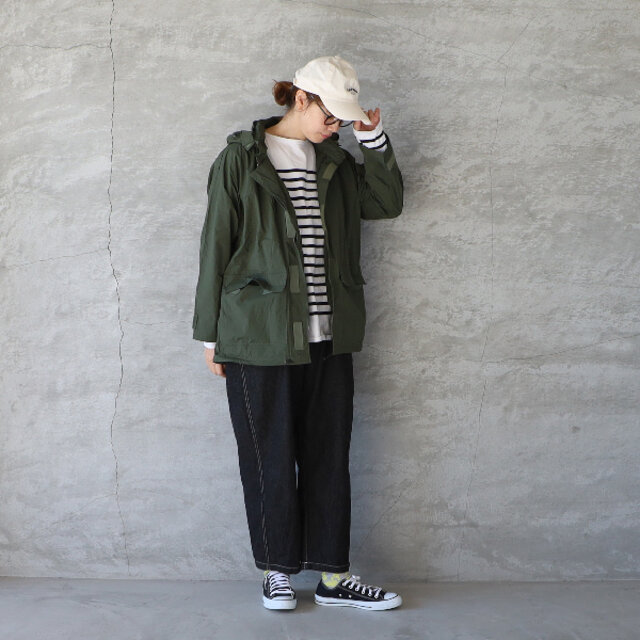 モデル身長:172cm (サイズ3着用)