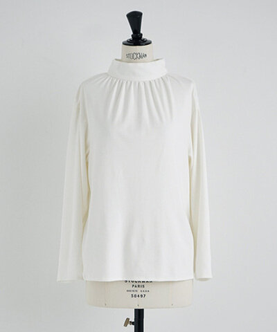 Mochi｜mock neck long t-shirt [off white]