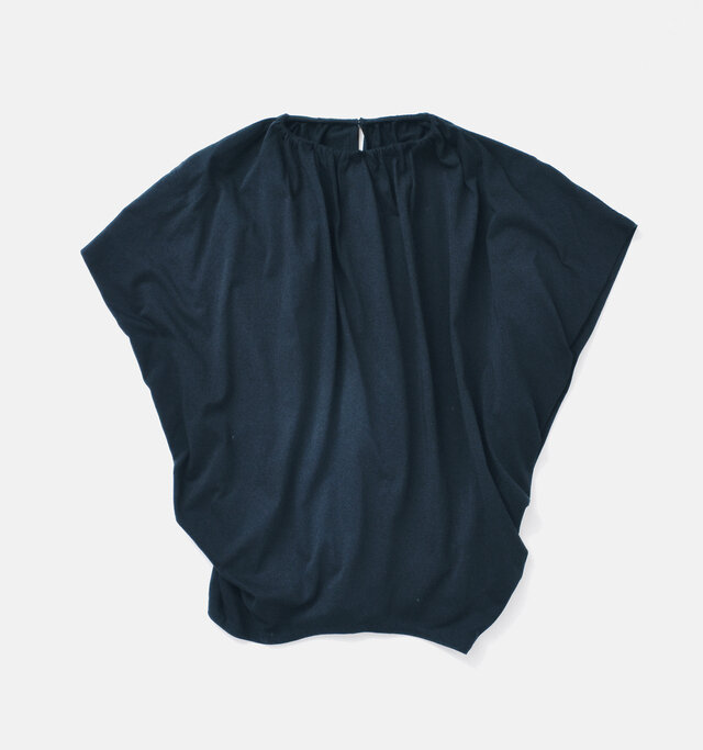 color : navy