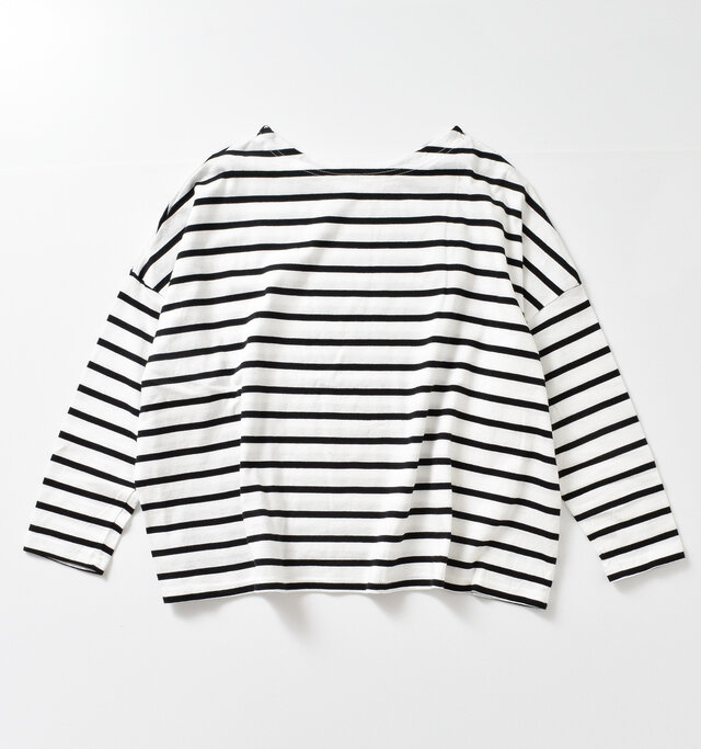 color : white×black2