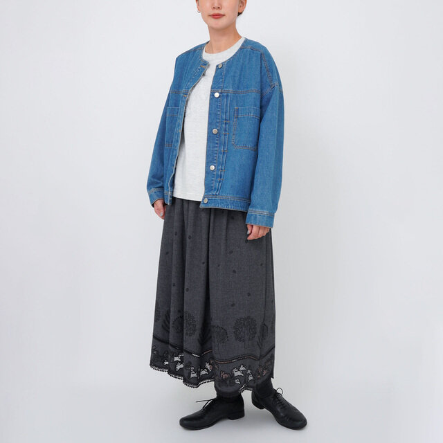 grey / model : 168cm