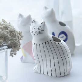 子猫の花器 フラワーベース 波佐見焼 / 『愛 編む 磁器猫』 ひがし ちか / プレゼント ギフト