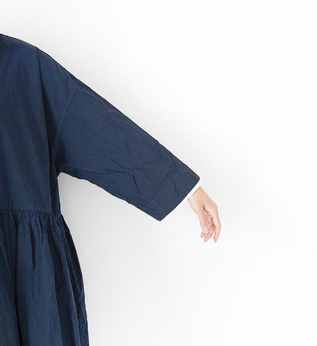 color : NAVY , model : 162cm