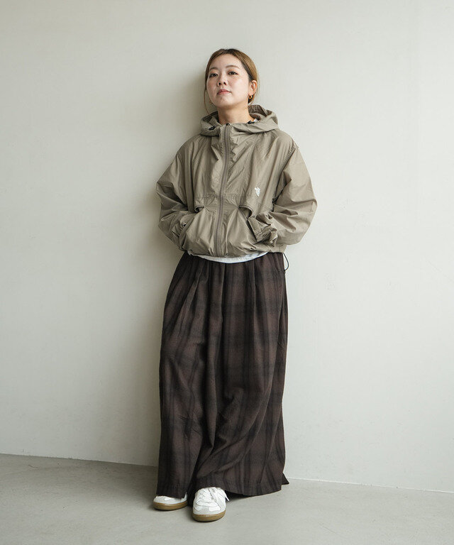 身長:153cm / カラー:MR マッシュルーム / サイズ:women's L