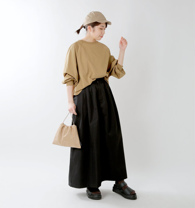 model hikari:165cm / 48kg
color : beige / size : F