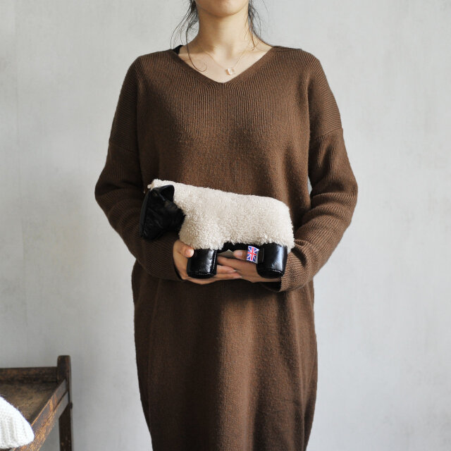 color : black×pale / size : one