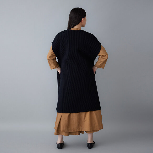 model:164cm color:クロ