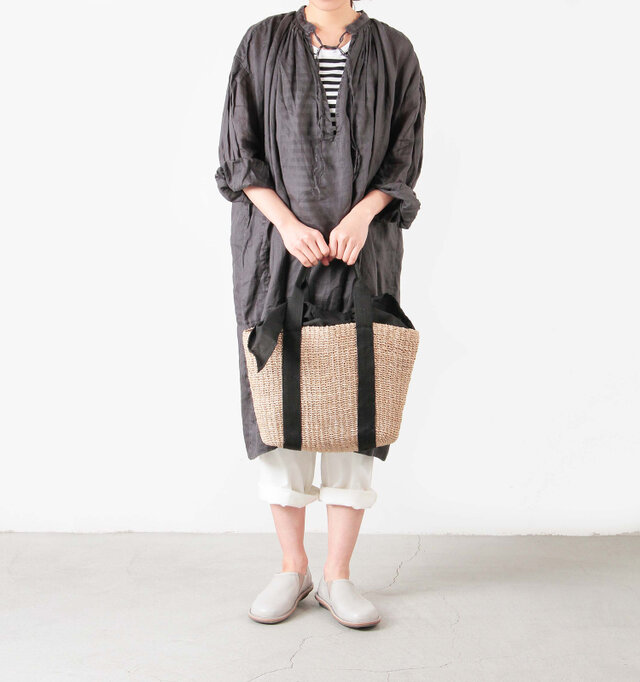 model yama:167cm / 49kg
color : natural / size : one