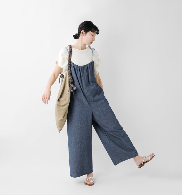 model mayuko:168cm / 55kg
color : used / size : M