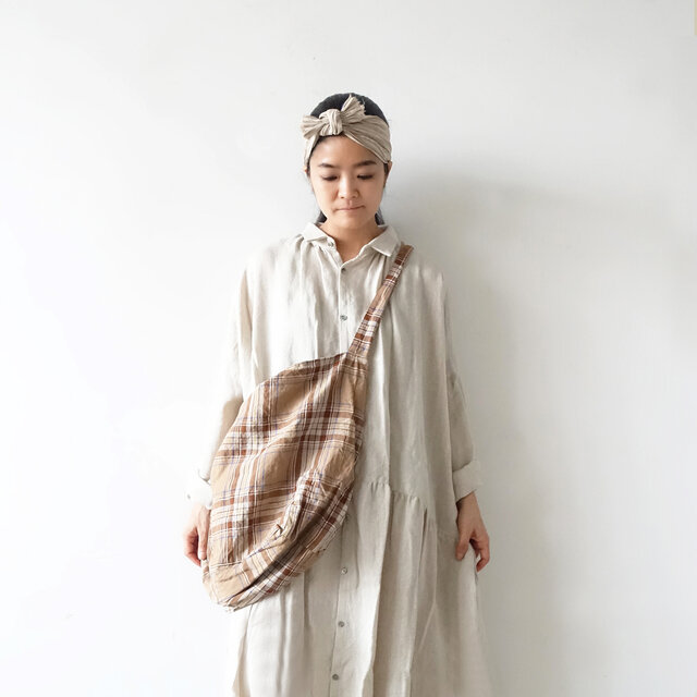 Model 158cm、Beige 着用
