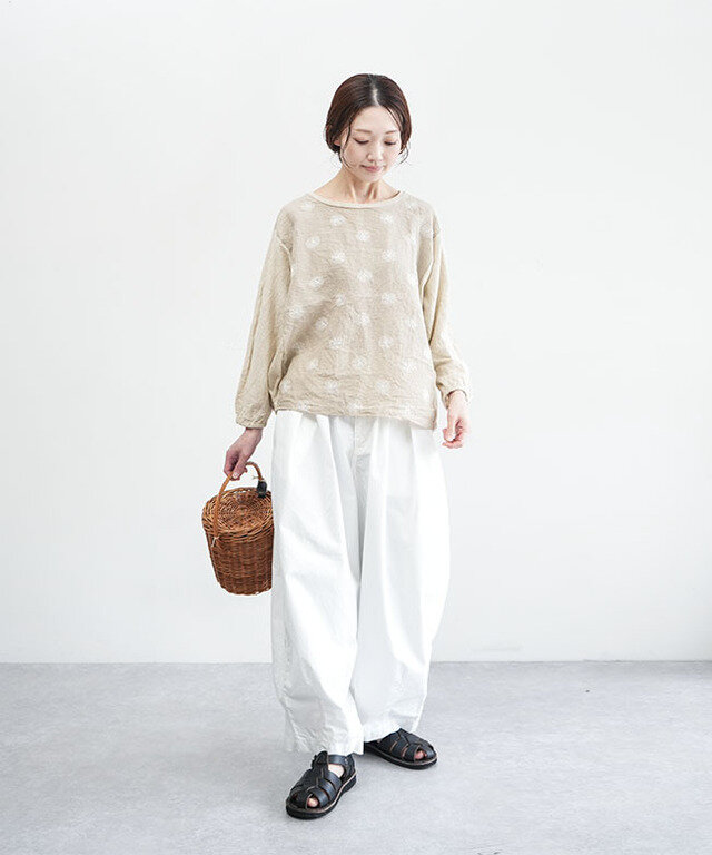 身長:164cm/着用カラー:12 キナリ/着用サイズ:one size