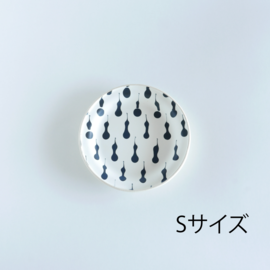 陶芦澤|スリップウェア 白黒マット リム丸皿 S