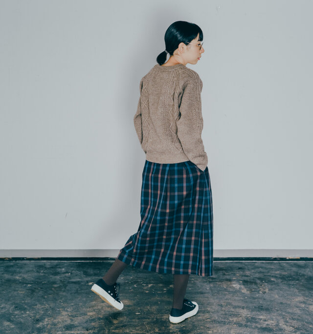 着用サイズ 0(モデル 162cm)/ BROWN 着用