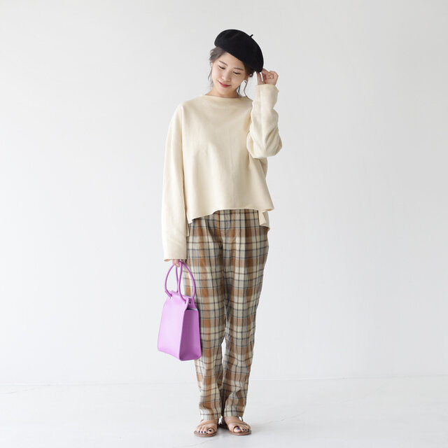 モデル: 157cm / 47kg
size:0(S~M)
