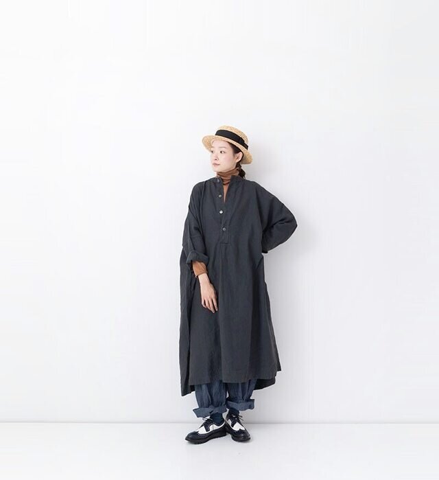 color : SMOKE GRAY , model : 162cm