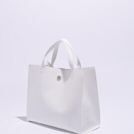 THE ART OF CARRYING｜TOTE D　トートバッグ　ハンドバッグ　防水素材　軽量