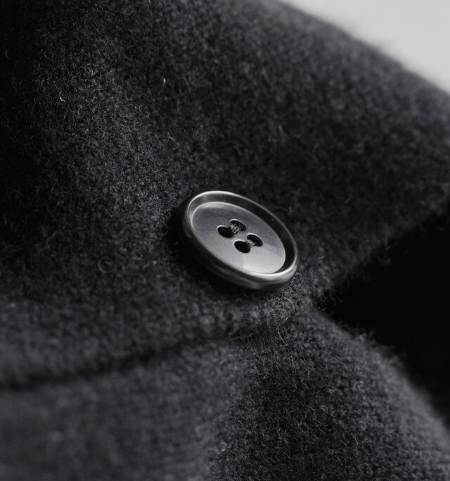 color:black
