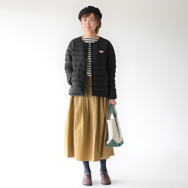 モデル:162cm / 43kg
color : black / size : 36(レディースM)