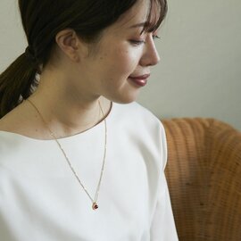 LISRIQUE｜outline necklace ロードライトガーネット