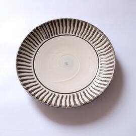 鬼丸豊喜窯|7寸皿(ハケ・内白)小石原焼