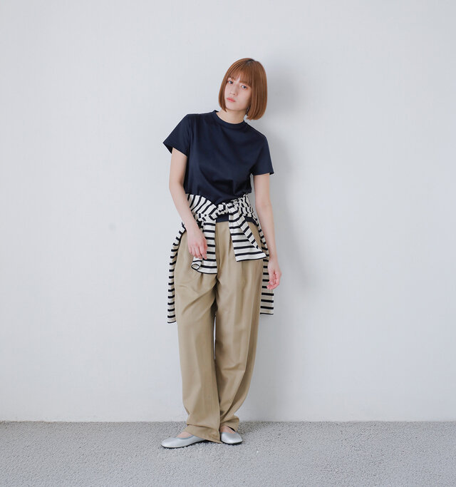 model ai:166cm / 47kg
color : ネイビーRegular / size : XS