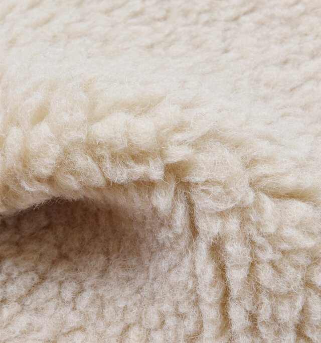 wool 39% polyester 36% acrylic 25%